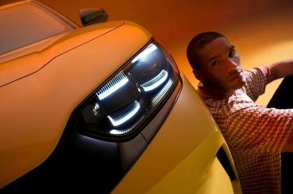 Η προηγμένη τεχνολογία φωτισμού Matrix LED της Ford κάνει για εσάς τη νύχτα μέρα - για ακόμα περισσότερη ασφάλεια 